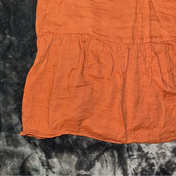 Old Navy Peplum Tank - Adjustable Tie Straps - Rust/Terracotta - Size Large - Picture 3 of 4